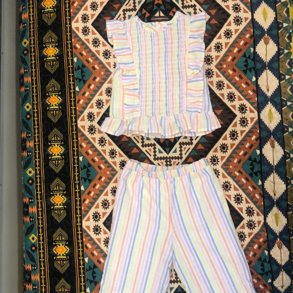 Two piece set